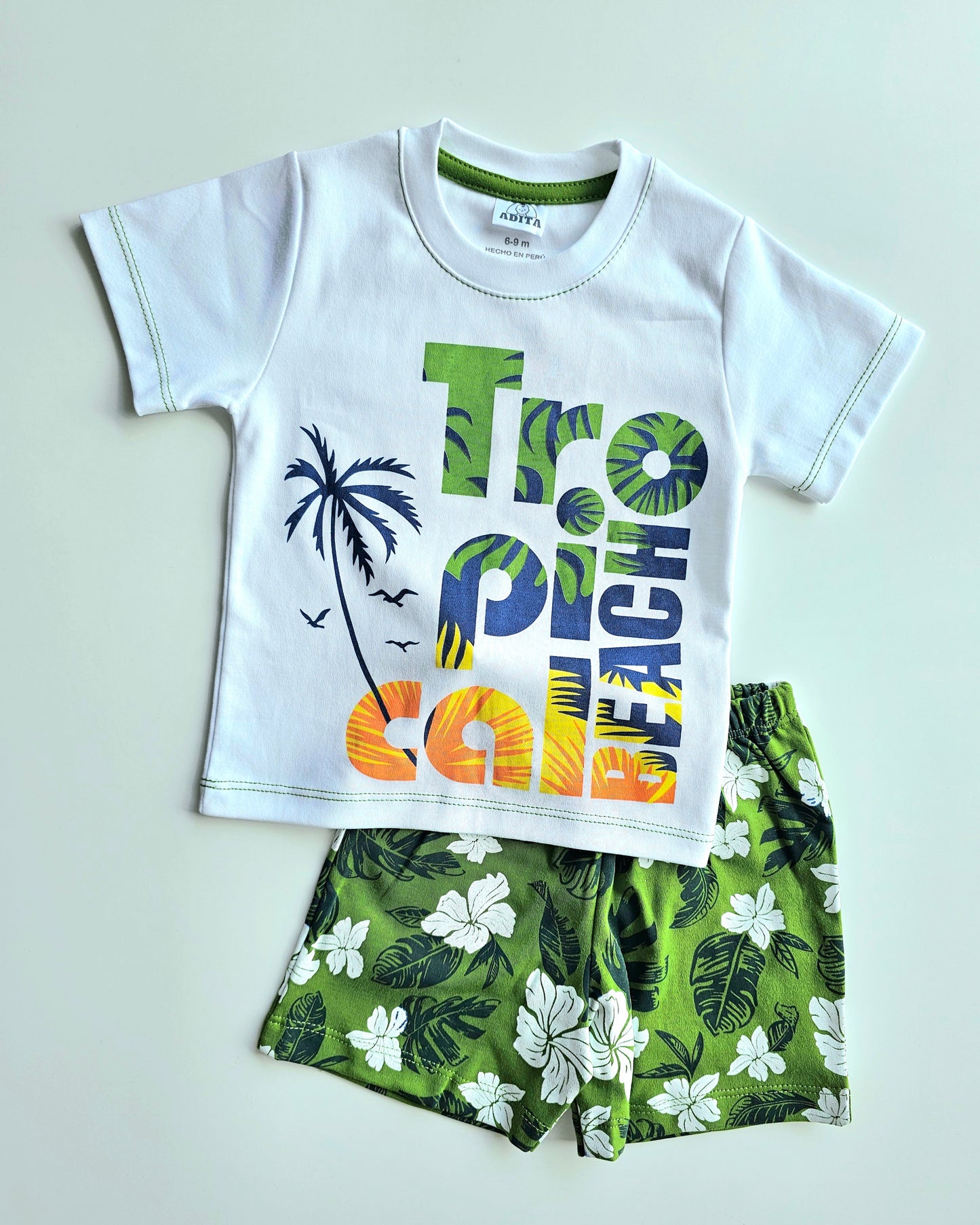 TROPICAL BEACH POLO C/SHORT EN COLOR VERDE-PERICO