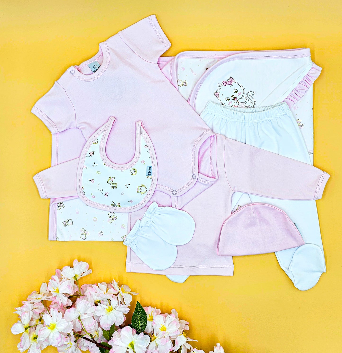 SET SALIDA DE HOSPITAL CON MANTA ROSADO