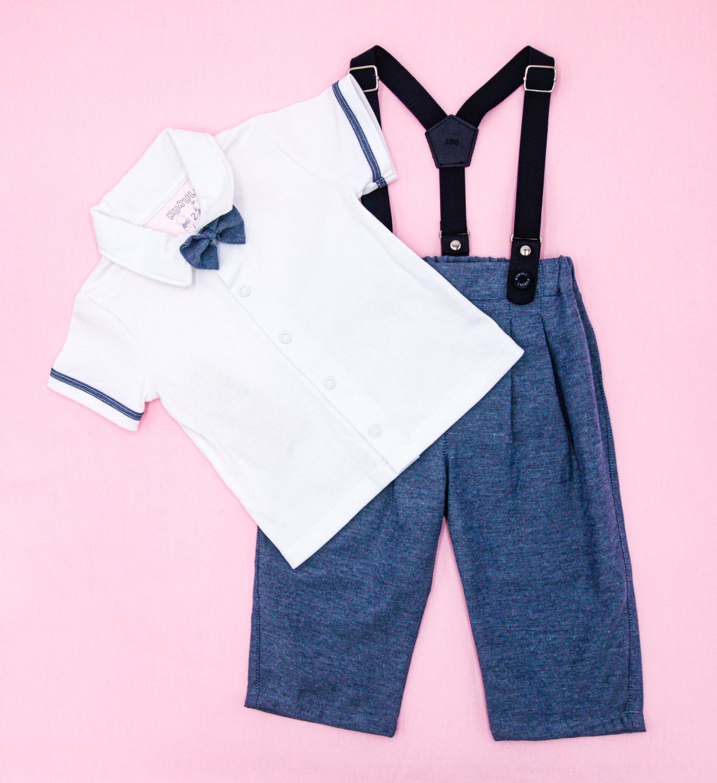 CONJUNTO ALEJANDRO Polo Blanco - Pantalón Azul