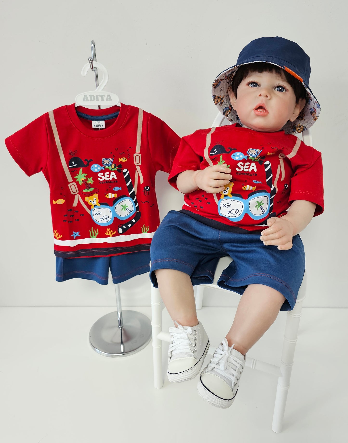 CONJUNTO SEA ADVENTURE POLO C/SHORT EN COLOR ROJO