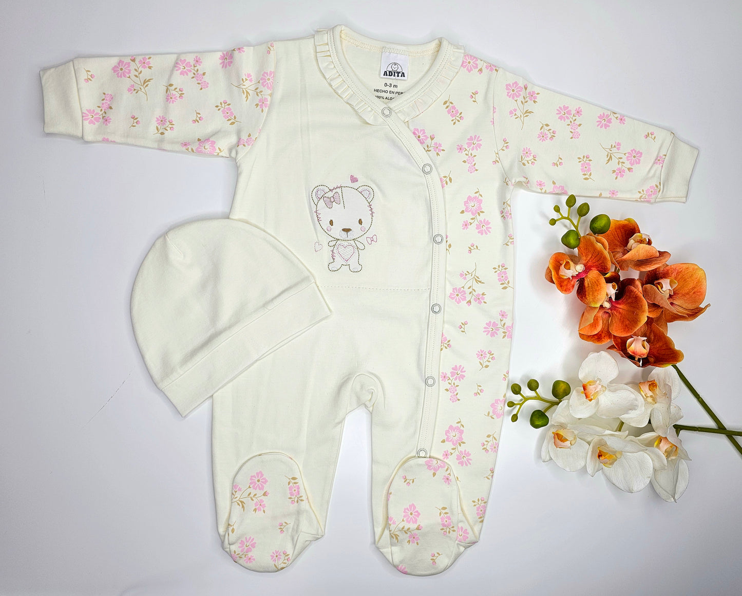 ENTERIZO BABY BEAR EN COLOR CREMA