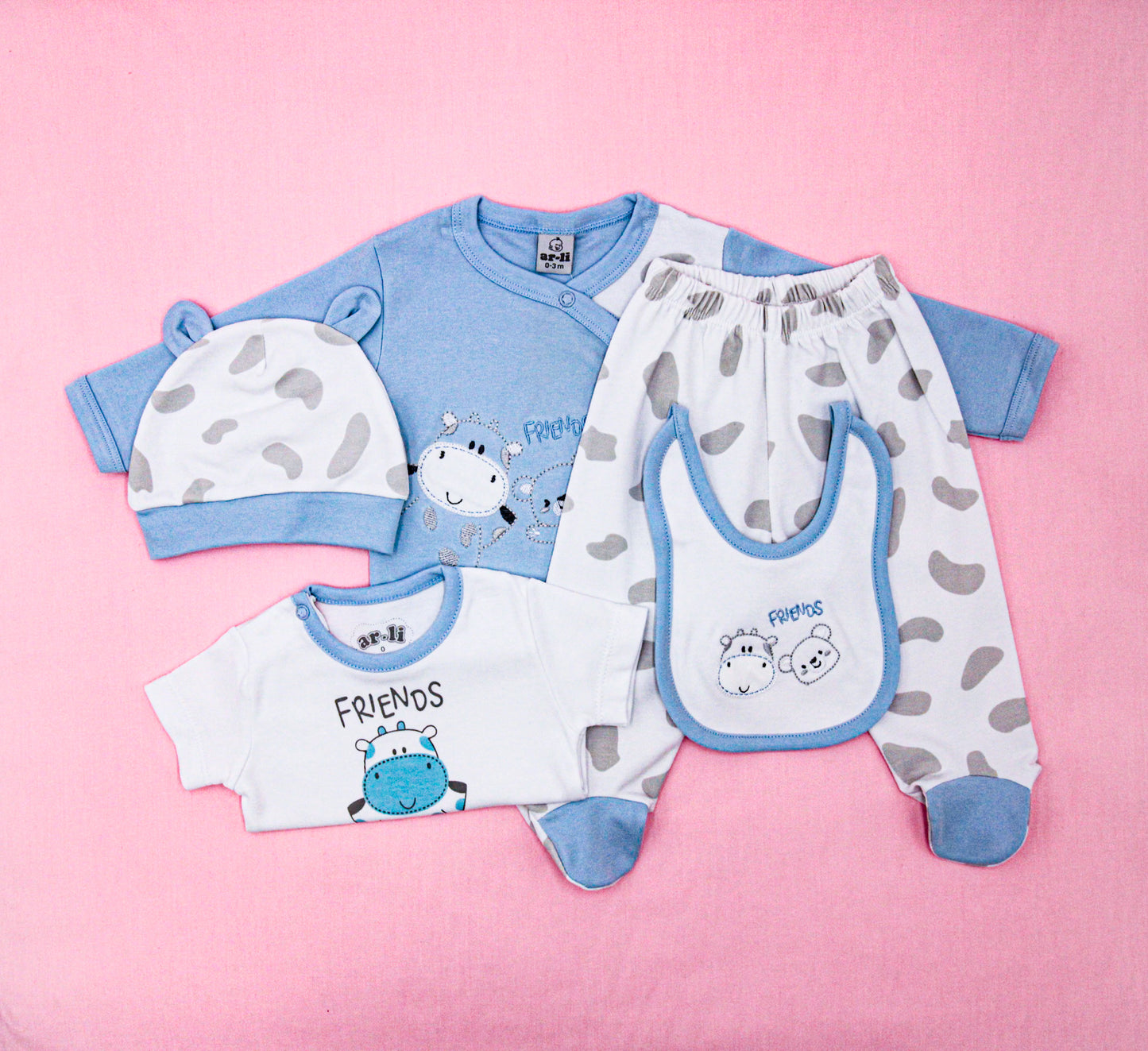 CONJUNTO DE 5PZ VARONCITO FRIENDS